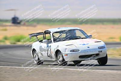 media/Sep-29-2024-24 Hours of Lemons (Sun) [[6a7c256ce3]]/Sunrise (1115a-1130a)/